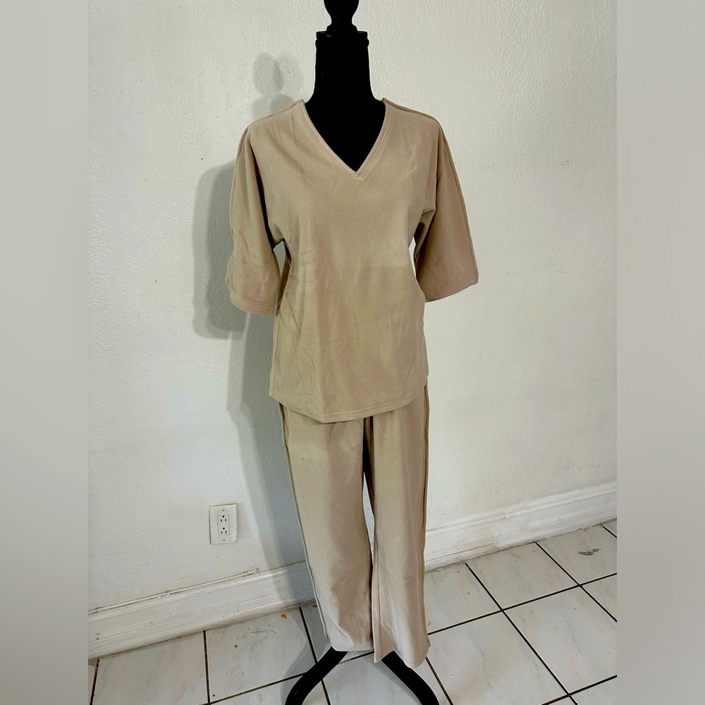 NWT Fashion Says ‘Me Too’ Style Says ‘Only Me’ pants and t shirt set (V-neck)